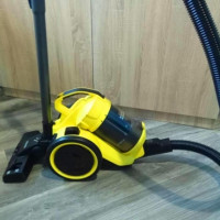 Pangkalahatang-ideya ng Karcher VC 3 vacuum cleaner: ang mainam na mas malinis para sa makinis na mga ibabaw