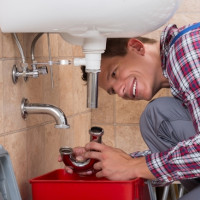 DIY pag-install ng pagtutubero: klasikong mga diagram ng mga kable at mga tagubilin sa pag-install