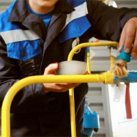 Hoe u thuis kunt controleren op gaslekken: effectieve manieren om lekken te controleren en op te lossen