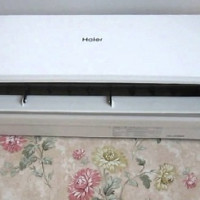Omówienie systemu podziału Haier HSU-07HTM03 / R2: niedroga cena z praktycznym wypełnieniem