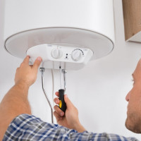 Hoe u een boiler met uw eigen handen kunt repareren: methoden beschikbaar voor een thuismeester