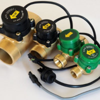 Waterstroomrelais: apparaat, werkingsprincipe + instructie over aansluiting