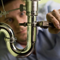 Een sifon in de keuken installeren: hoe een apparaat te monteren en te installeren + circuits en installatievoorbeeld