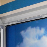 Toevoerklep op kunststof ramen: hoe een ventilatieklep kiezen en installeren