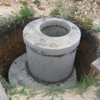 Paano makagawa ng maayos ng isang alkantarilya: pag-install at pag-install ng do-it-yourself