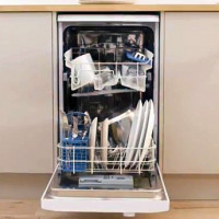 Omówienie zmywarki Indesit DSR 15B3 RU: skromna funkcjonalność w skromnej cenie