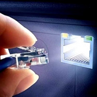 Computeruitgang: typen, categorieën, locatieregels en verbindingstechnologie