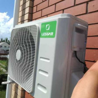 Pangkalahatang-ideya ng sistema ng Split na Mas kaunting LS-H09KPA2: siyam na inangkop para sa malubhang taglamig