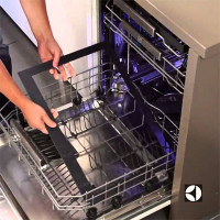 Ang mga built-in na makinang panghugas Electrolux 45 cm: ang pinakamahusay na mga modelo, paghahambing sa mga kakumpitensya