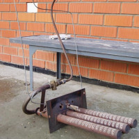 Zelfgemaakte gasketel voor het verwarmen van een woonhuis en huisje: de vervaardiging van drie beproefde ontwerpen