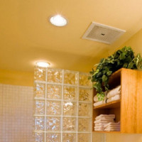 Ventilatie in de badkamer in het plafond: opstelling kenmerken + installatie-instructies voor de ventilator