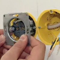 Cách cài đặt ổ cắm trong vách thạch cao: quy tắc cài đặt và mẹo để cài đặt ổ cắm