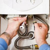 Waarom de geiser geen water verwarmt: diagnostiek van storingen en methoden voor het elimineren ervan
