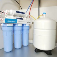 Omgekeerde osmose: de schade en voordelen van membraanzuivering van leidingwater