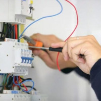 Bedradingsschema in het appartement: elektrische bedrading voor verschillende kamers