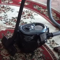 Repasuhin ang Samsung SC 18M2150SG vacuum cleaner: Anti-Tangle turbine - ang mga pangako ba ay magkakasabay sa katotohanan?