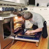 Een gasoven bakt niet goed: waarom bakt de oven niet van boven en van onderen en hoe kan dit worden voorkomen