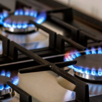 Hoe het vermogen van de gasbrander te vergroten en de vlam op de kachel te verbeteren: een overzicht van populaire manieren