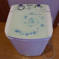De beste halfautomatische wasmachines: rangschikking van topmodellen + waar u naar moet kijken voordat u koopt