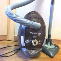 เครื่องดูดฝุ่น Rowenta: การจัดอันดับรุ่นและคำแนะนำสำหรับการเลือก