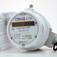 Wat te doen als de gasmeter tijdens bedrijf kraakt: de belangrijkste oorzaken van geluid en methoden om ze te elimineren