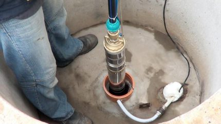 Installatie van een dompelpomp