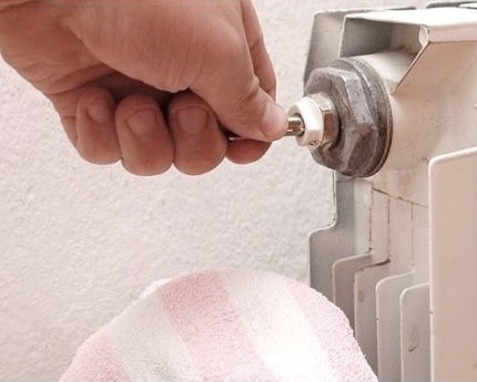Apparaat voor de normale werking van de radiator