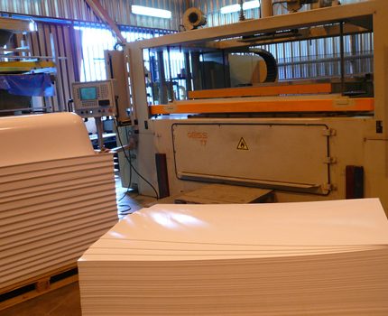 Wykonywanie akrylowej wyściółki