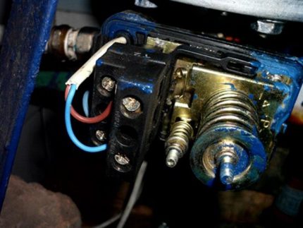 Công tắc áp suất