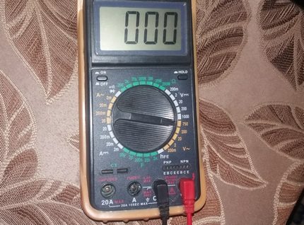 Trigger in positie V ~ 750V