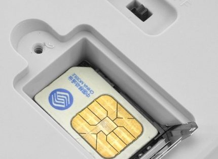 Plaats om een ​​simkaart te installeren