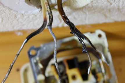 Gebrande uiteinden van aluminium kernen