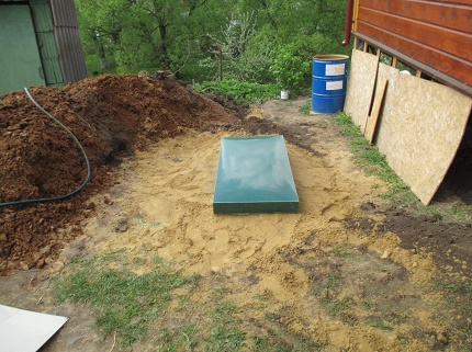 Hoe een septic tank Tver te installeren zonder apparatuur te gebruiken