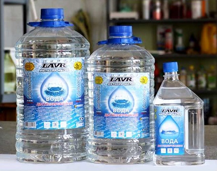 Natunaw na tubig - heating medium coolant