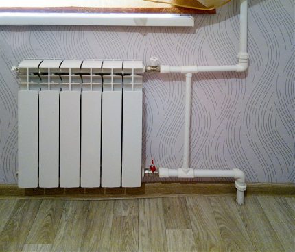 Verticale radiatoromleiding