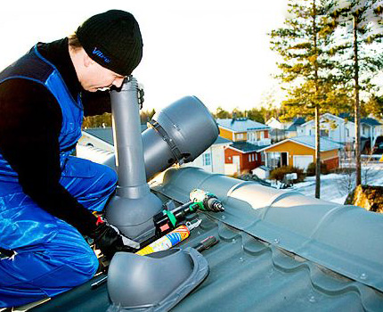 Installatie van ventilatie door specialisten