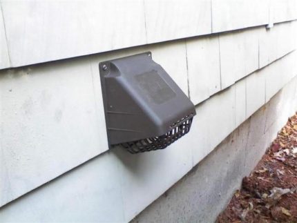 Forsy ventilation i væggen