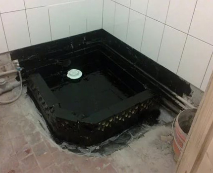 Lắp ráp khay tắm