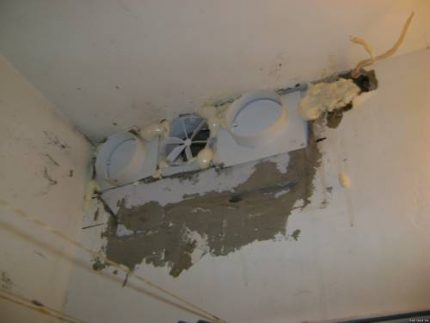 Installatie van afzuigventilator