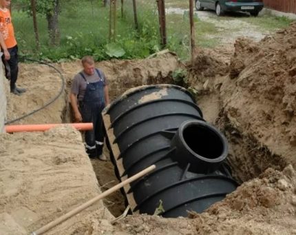 Cesspool of a large barrel