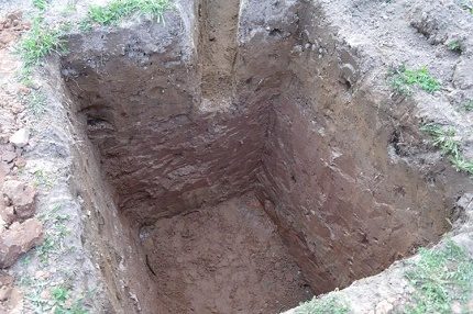 Paghukay ng hukay para sa septic tank