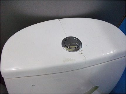 Barst in de toiletpot
