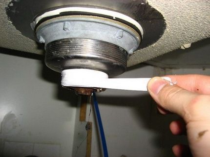 Fum tape winding