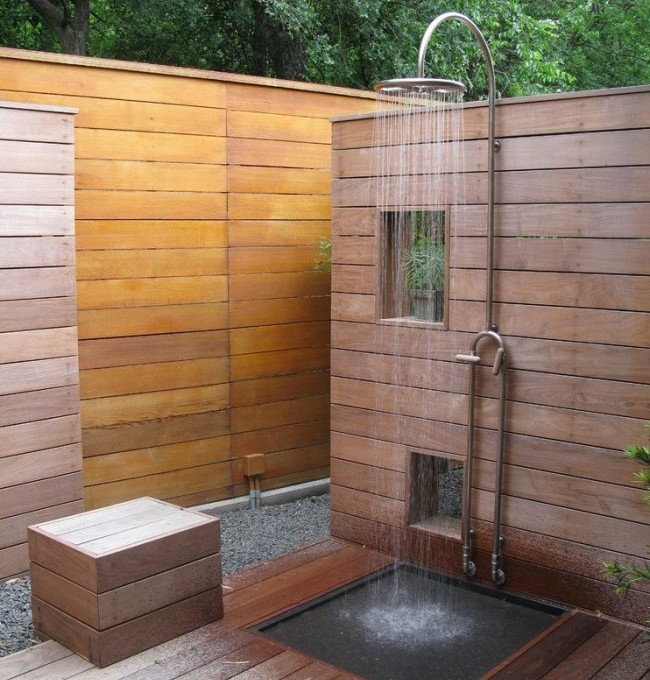Douche met tussenschotten
