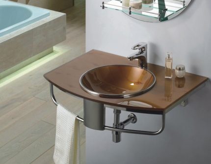 Glass sink