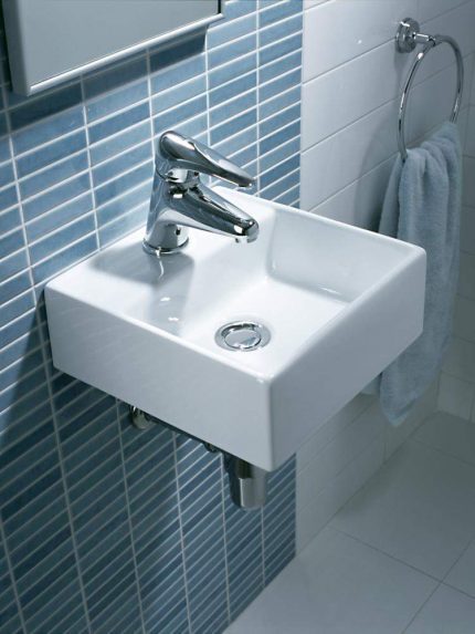 Square sink