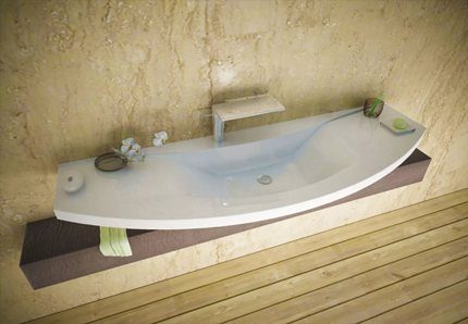 Large sink for a large bathtub