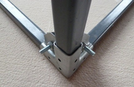 Variante d'utilisation des attaches