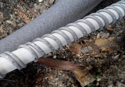 Coiled heating cable