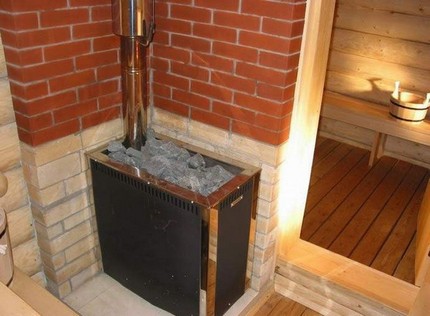 Installatie van verwarming in het bad